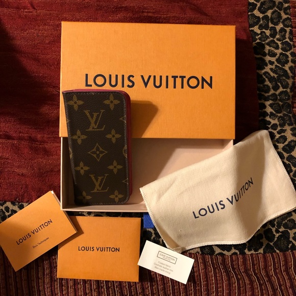 Louis Vuitton Accessories - Louis Vuitton cell phone case for iPhone 6,7or8